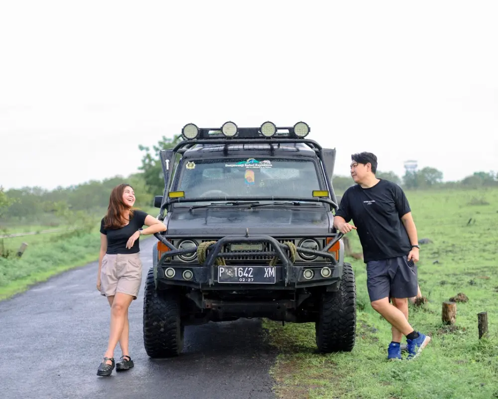 Sewa jeep Safari jeep Baluran