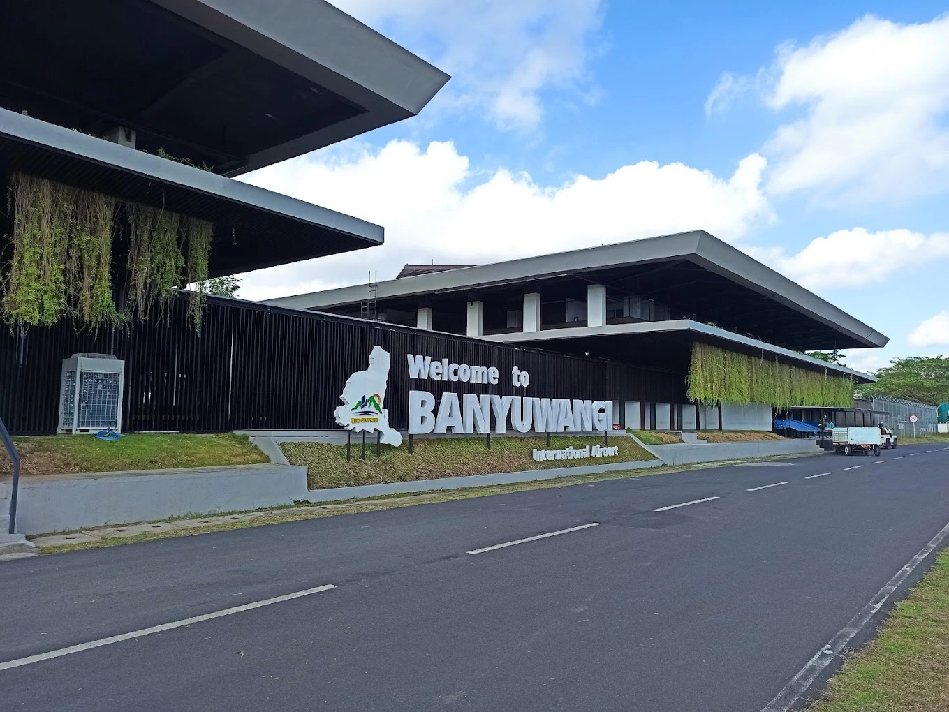 bandara banyuwangi