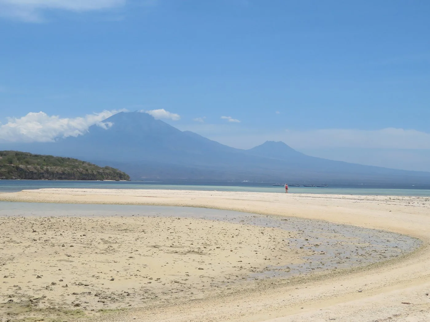 Pulau Tabuhan & Menjangan Diserbu Wisatawan saat Long Weekend