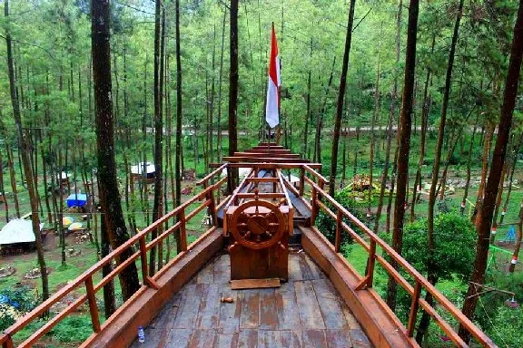 hutan pinus bendosari