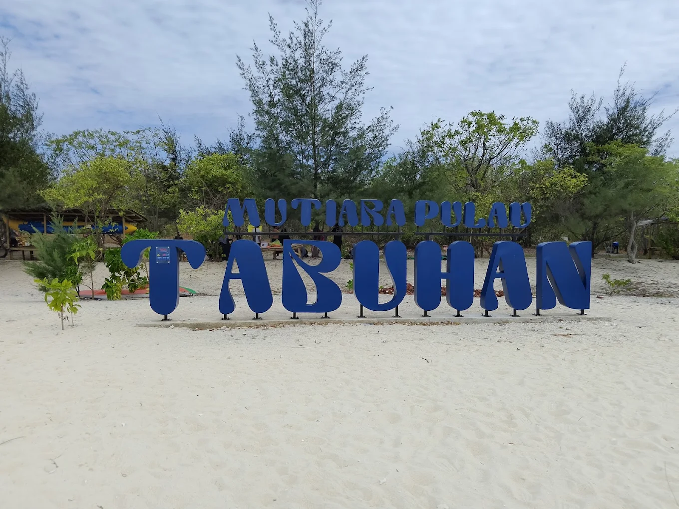 pulau menjangan dan tabuhan