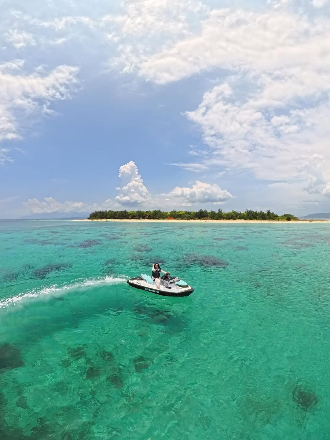 watersport jet ski paddle board