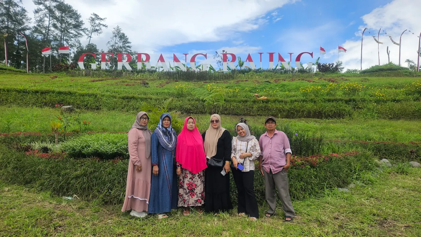 wisata gerbang raung banyuwangi